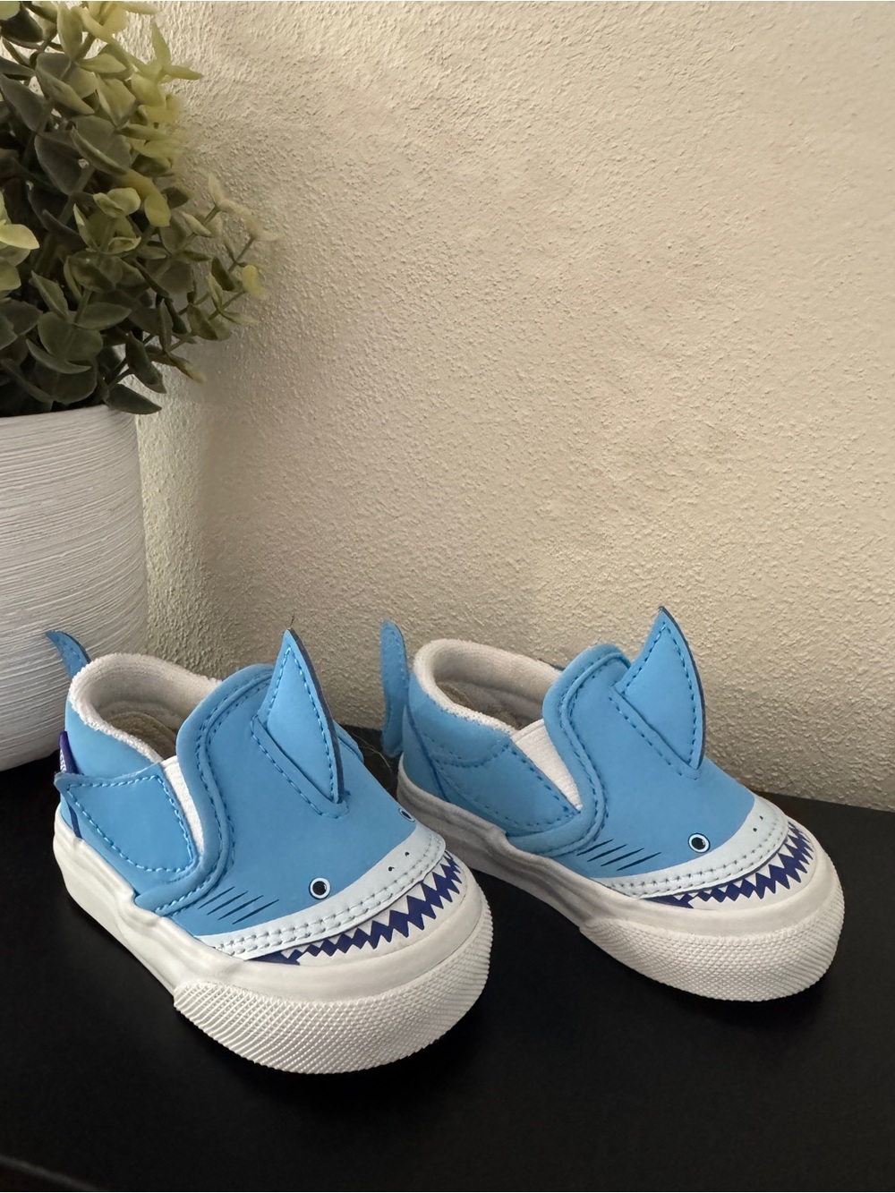 Vans Kids Shark Slip-On Sneakers - Light Blue
